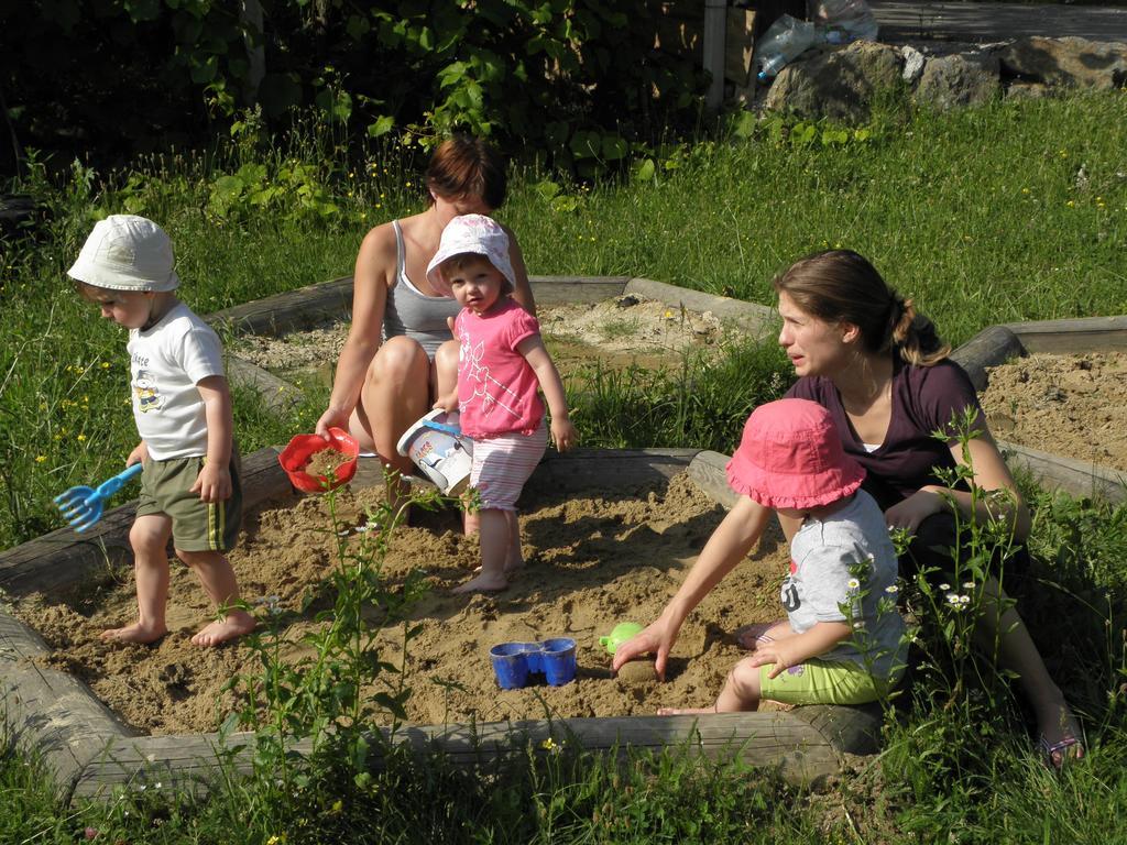 RogašovciTuristicna Kmetija Cebelji Gradicアパートメント エクステリア 写真