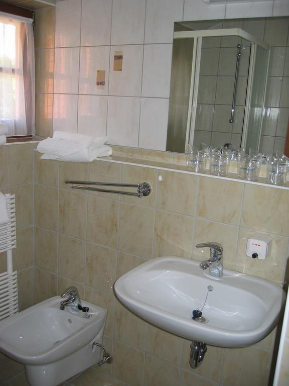 RogašovciTuristicna Kmetija Cebelji Gradicアパートメント 部屋 写真