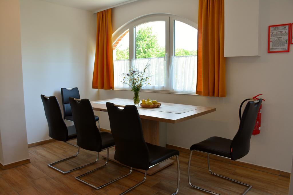 RogašovciTuristicna Kmetija Cebelji Gradicアパートメント 部屋 写真
